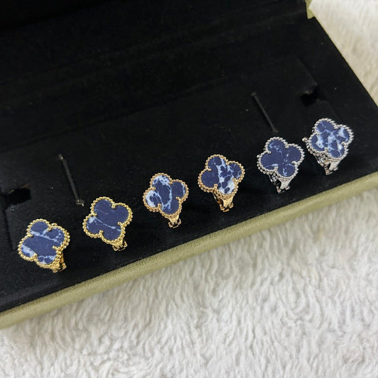 VCA CLOVER PIETERSITE MEDIUM STUD EARRINGS